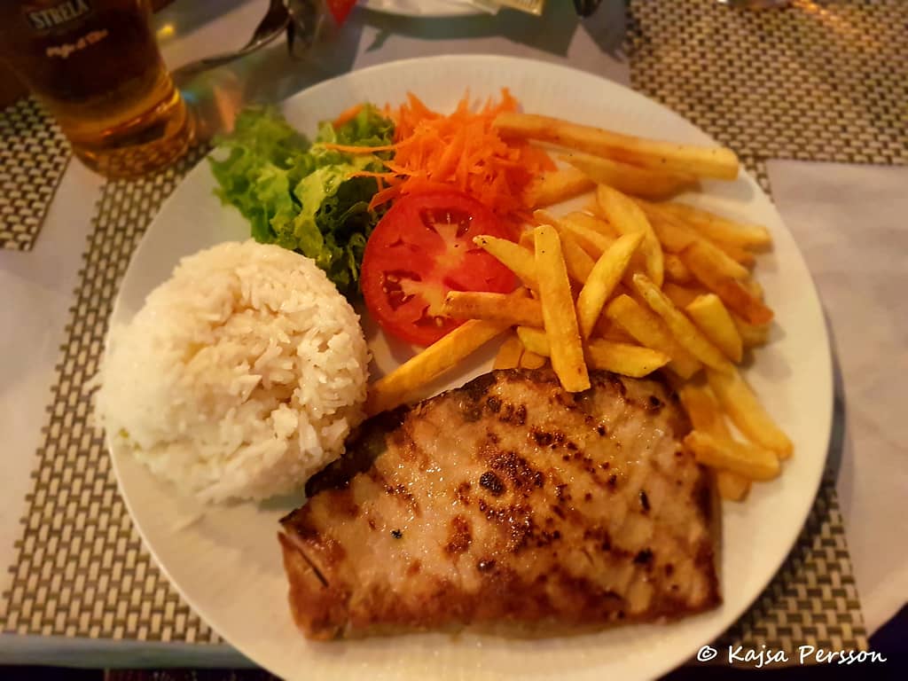 Tonfisk till middag i Santa Maria, Kap Verde